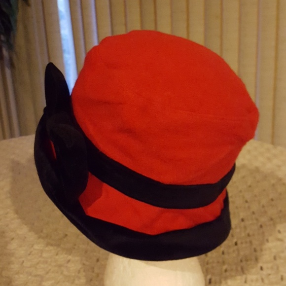 GAP hat. - Picture 3 of 5